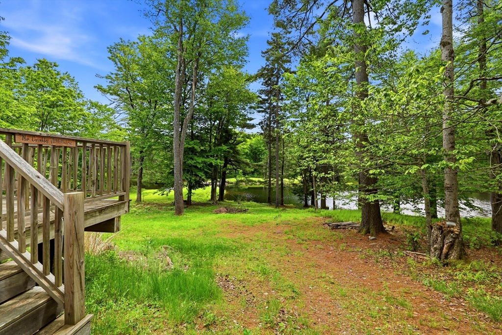 54 Papoose Lake Dr
