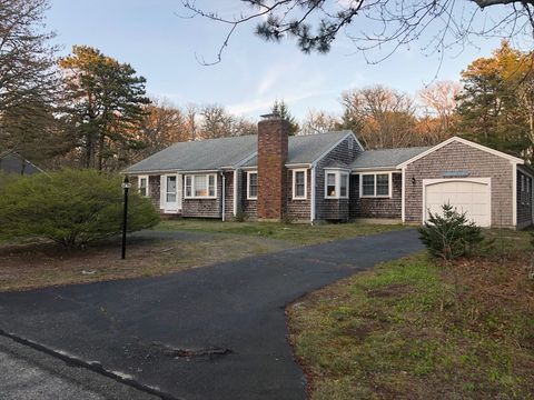 11 Hillside Road Harwich MA 02645