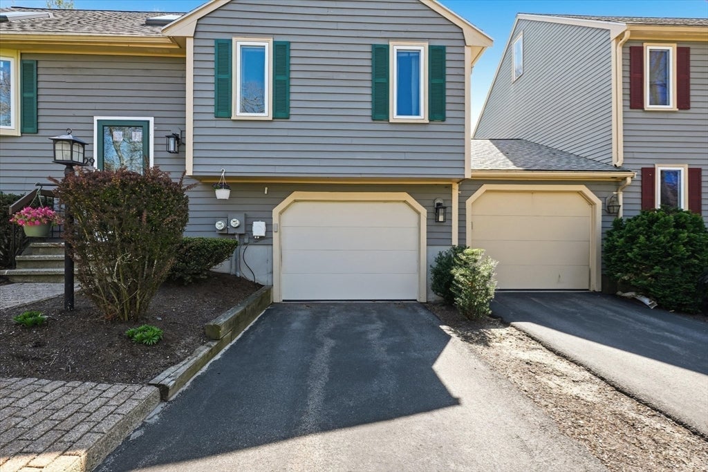 229 Comfort St 229