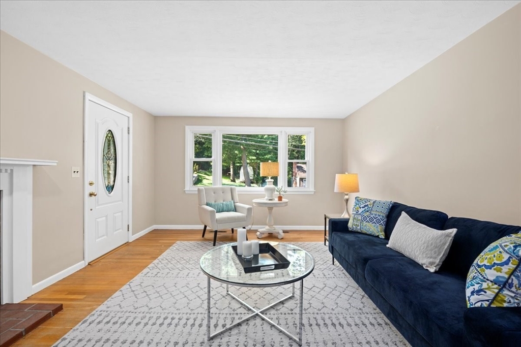 8 Reardon Rd