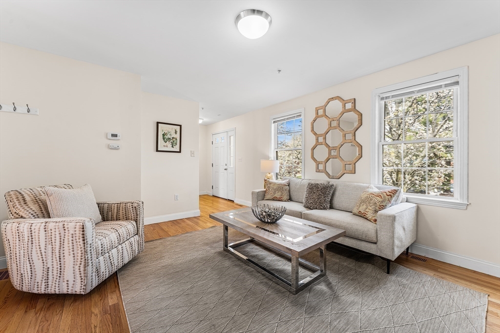 30 Russell St 5