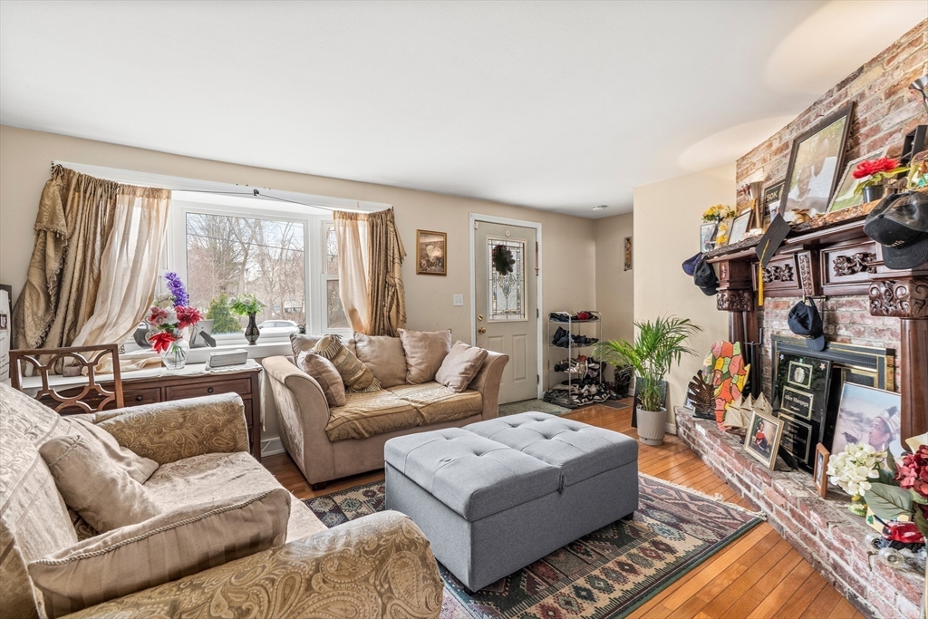 54 Shirley Ave, Lowell, MA, 54 Shirley Ave, Lowell, MA Photo #5