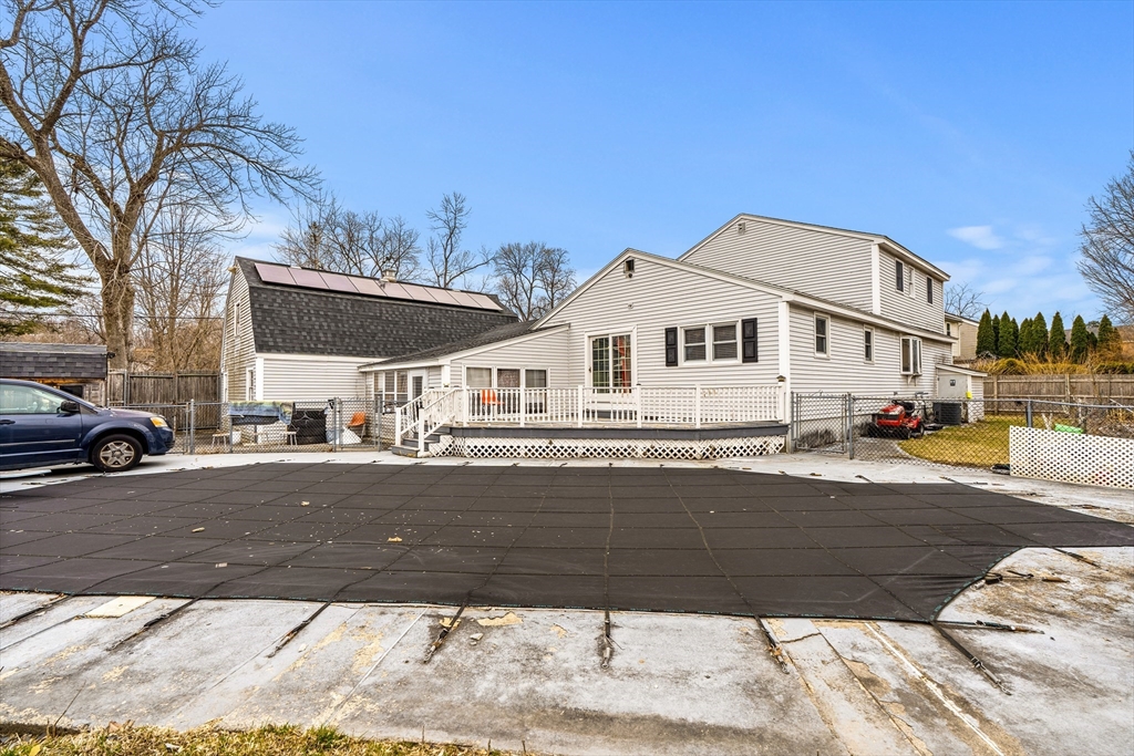 54 Shirley Ave, Lowell, MA, 54 Shirley Ave, Lowell, MA Photo #22