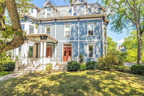 3 Gorham Avenue 5 Brookline MA 02445