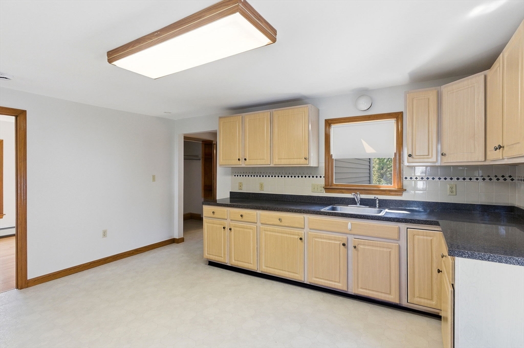 22 Franklin St, Woburn, MA Photo #27