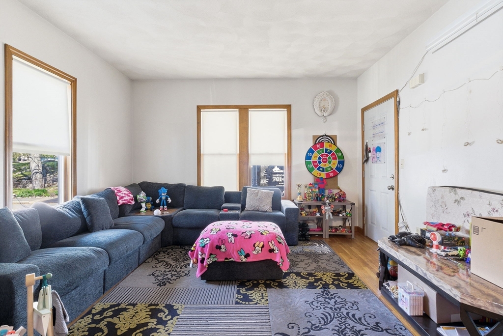 22 Franklin St, Woburn, MA Photo #9