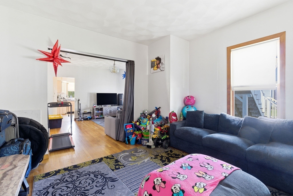 22 Franklin St, Woburn, MA Photo #10