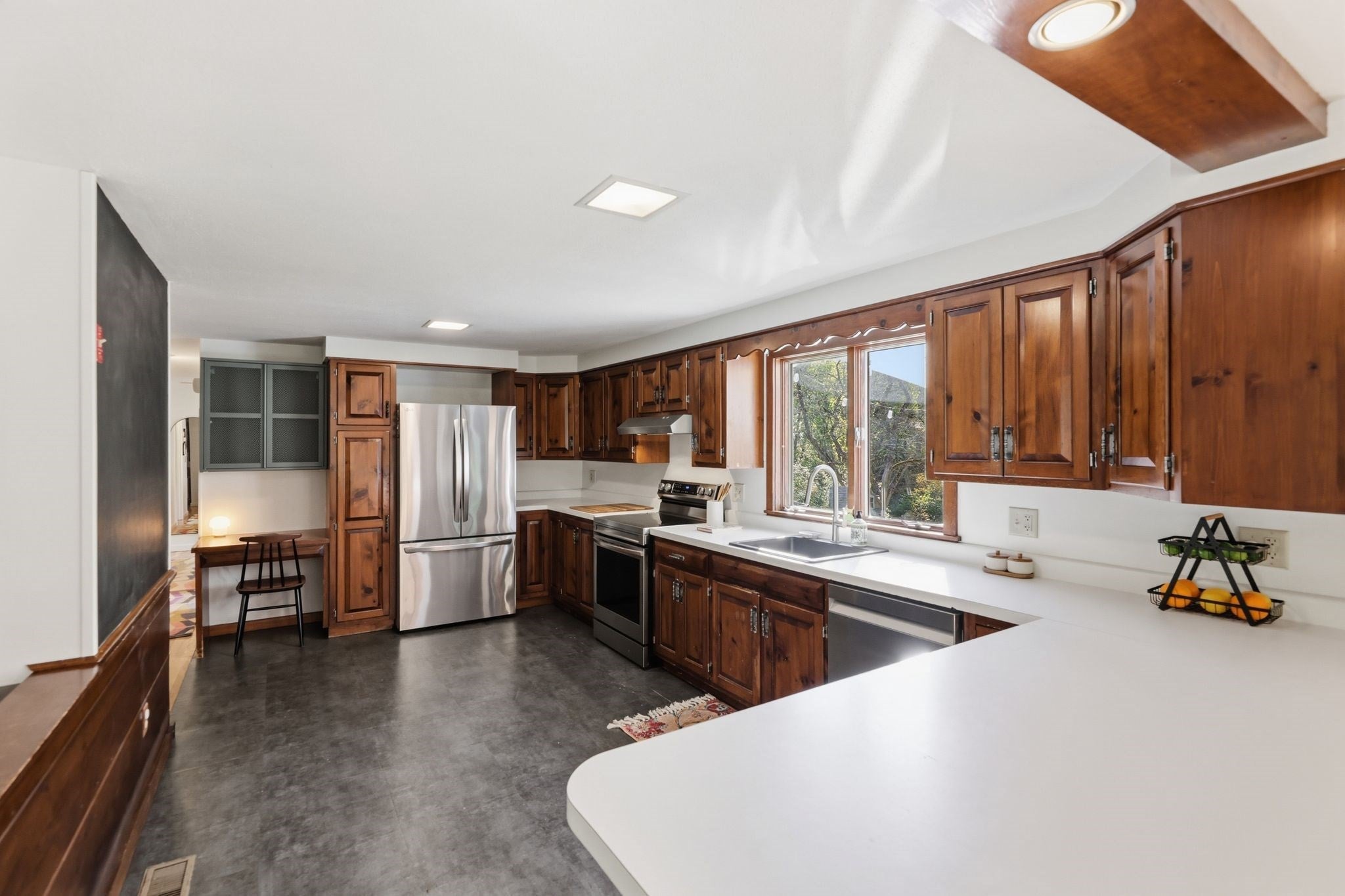36 Valley View Dr, Amherst, MA, 36 Valley View Dr, Amherst, MA Photo #8