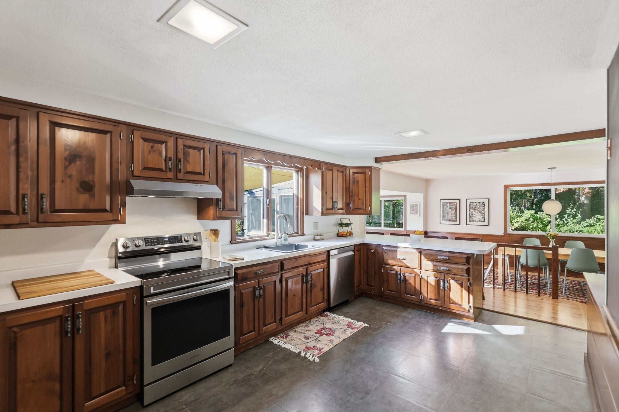 36 Valley View Dr, Amherst, MA, 36 Valley View Dr, Amherst, MA Photo #7