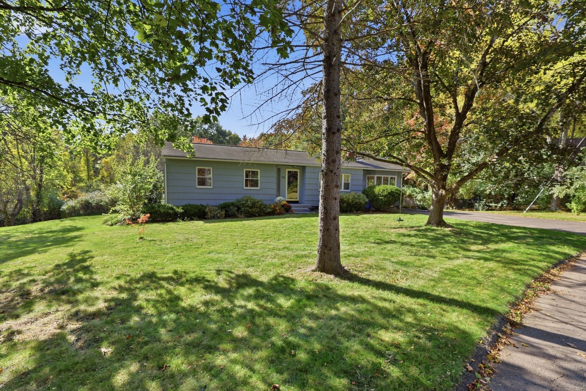 36 Valley View Dr, Amherst, MA, 36 Valley View Dr, Amherst, MA Photo #2