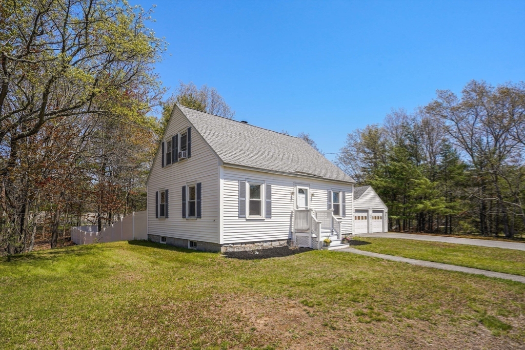 54 Meadowbrook Rd