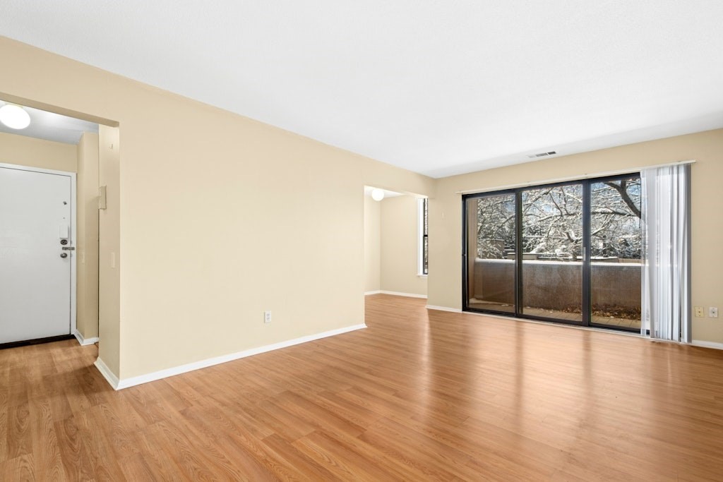 18 Shrewsbury Green Dr I