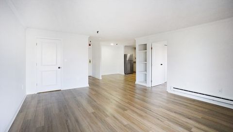 Photo of 115 W Squantum St #203, Quincy, MA 02171 (MLS # 73487433)