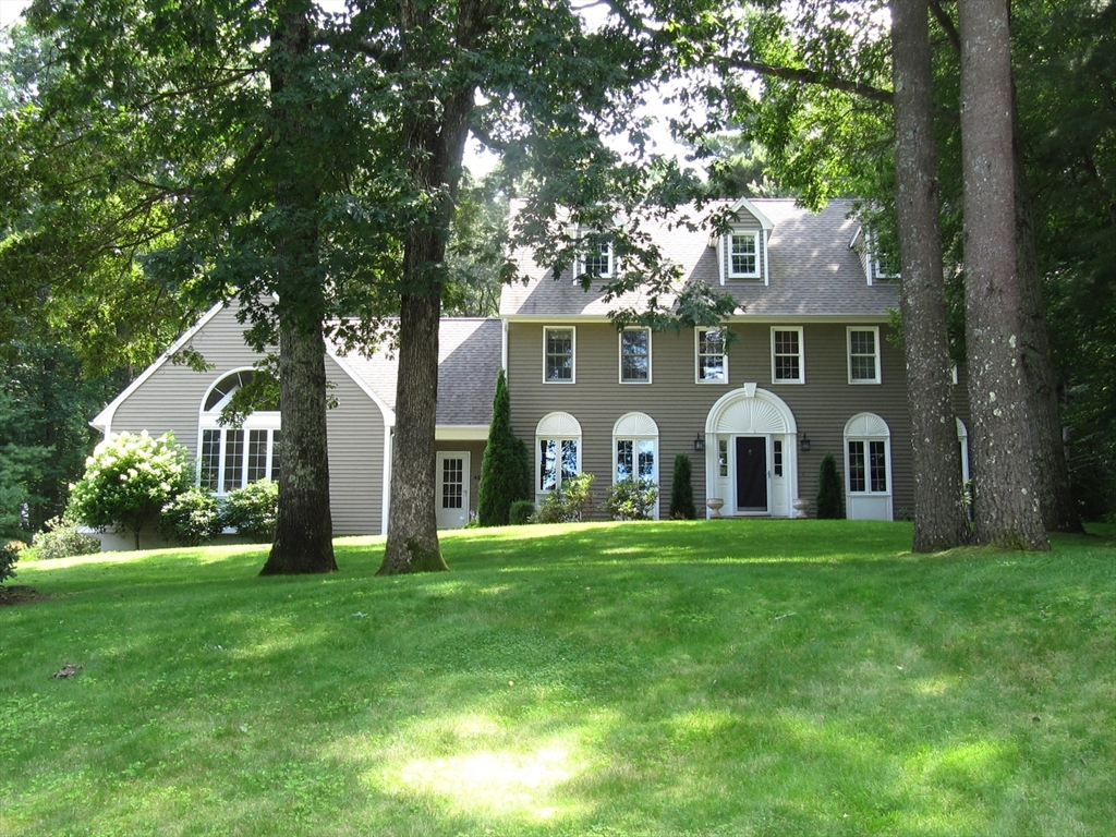 45 Lexington Circle