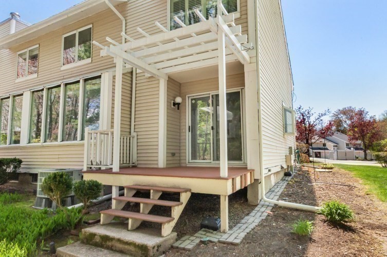 404 Centre Lane #404, Walpole, MA Photo #17