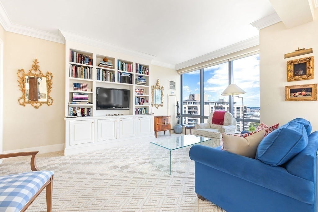 1 Avery St 26D