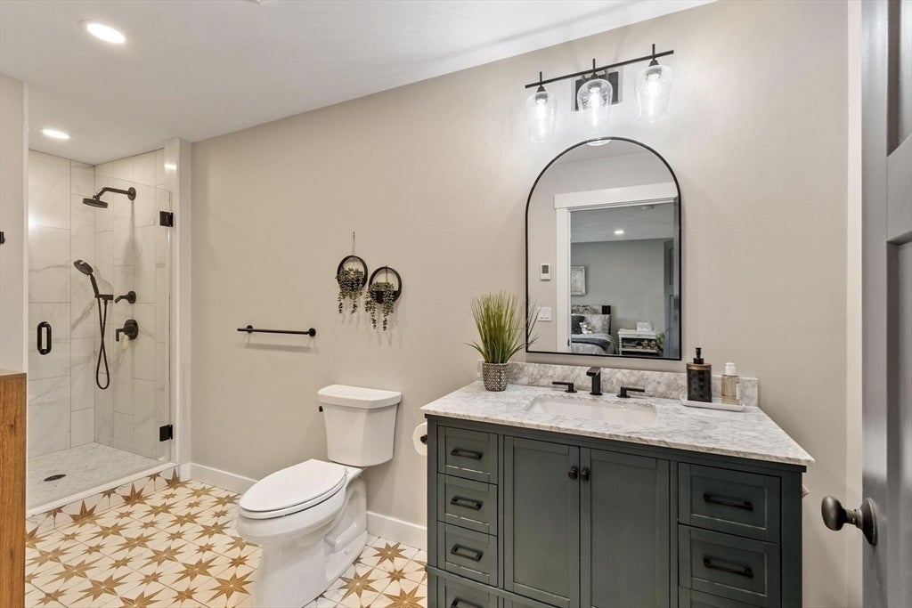 989 Pleasant St, Leominster, MA, 989 Pleasant St, Leominster, MA Photo #20