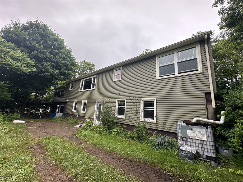 12 Crown St
