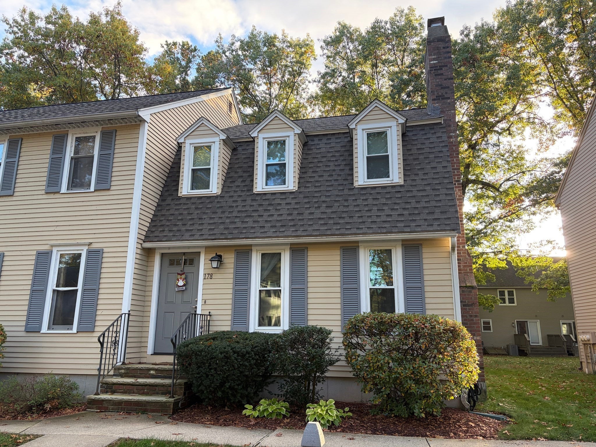Photo of 178 Wellman Ave, Chelmsford, MA