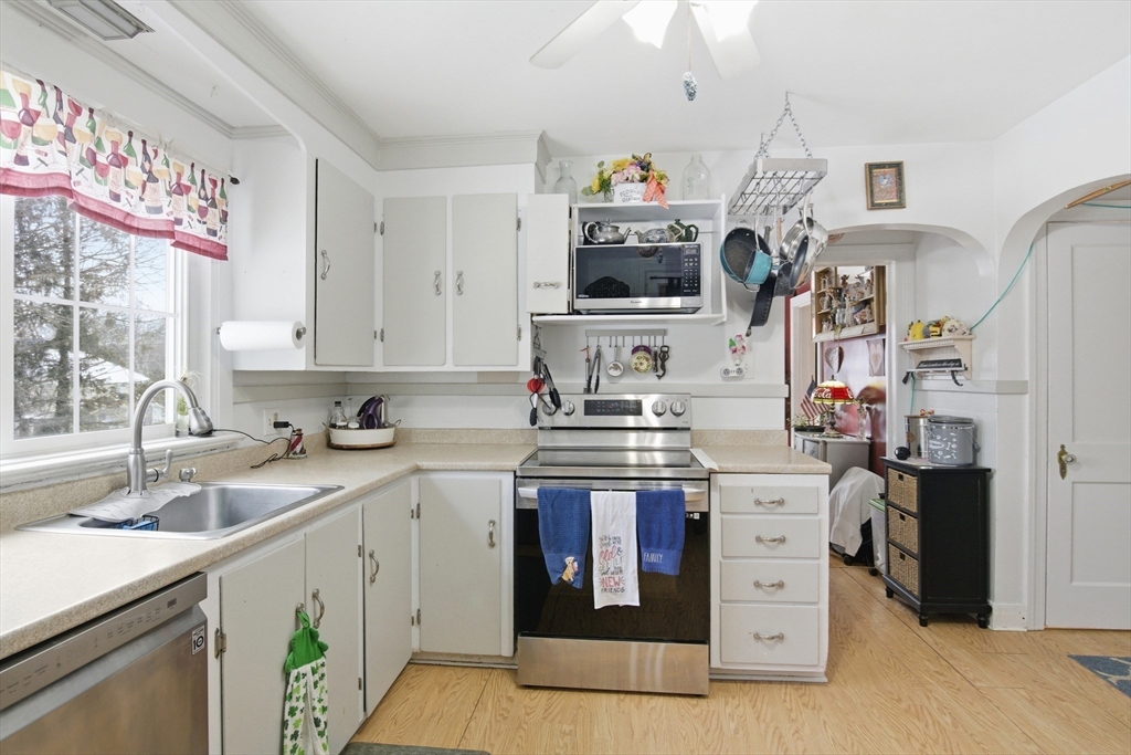 53 Edison Avenue, Pittsfield, MA, 53 Edison Avenue, Pittsfield, MA Photo #10