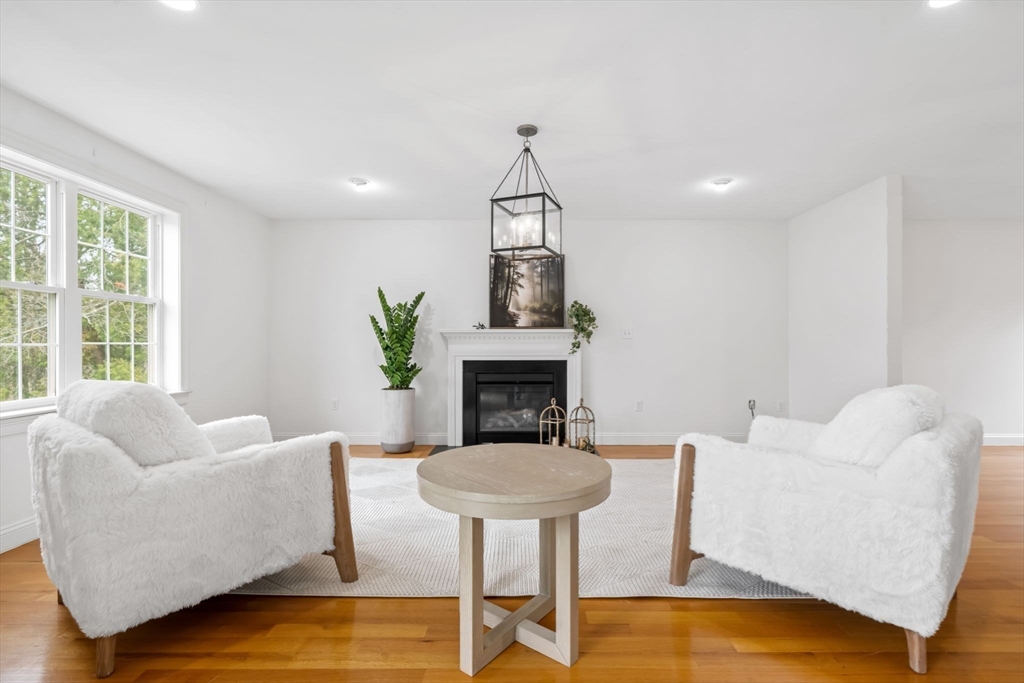 30 Neponset St, Walpole, MA Photo #12