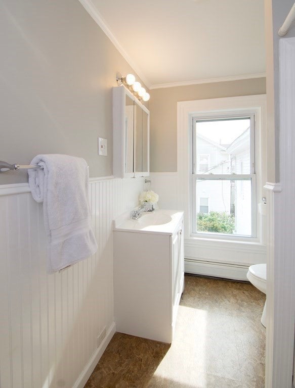 145 Pleasant St Unit 2, Easthampton, MA Photo #24
