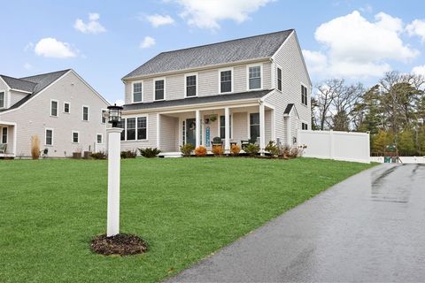 14 Karas Way Plymouth MA 02360