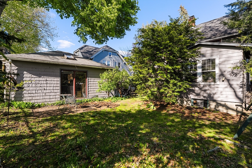 78 Webcowet Rd, Arlington, MA Photo #7