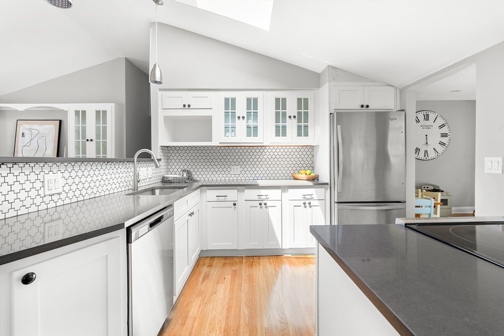 10 Kardon Rd, Boston, MA, 10 Kardon Rd, Boston, MA Photo #7