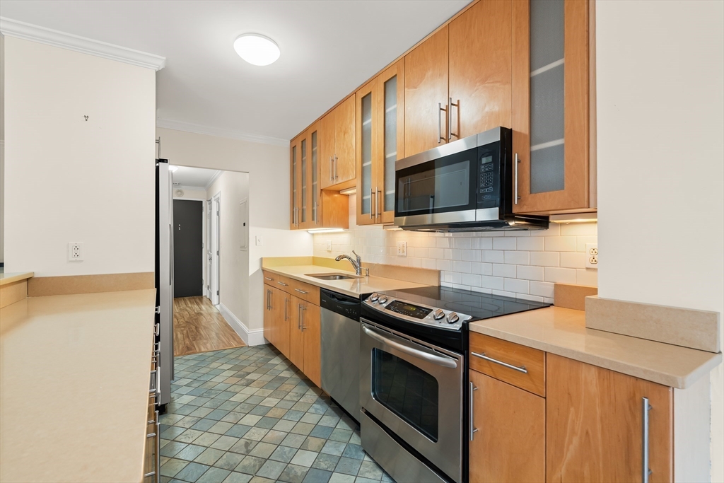 50 Longwood Ave 518