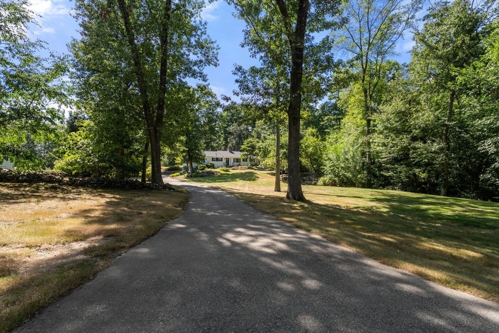 24 Great Rock Road, Sherborn, MA Photo #2