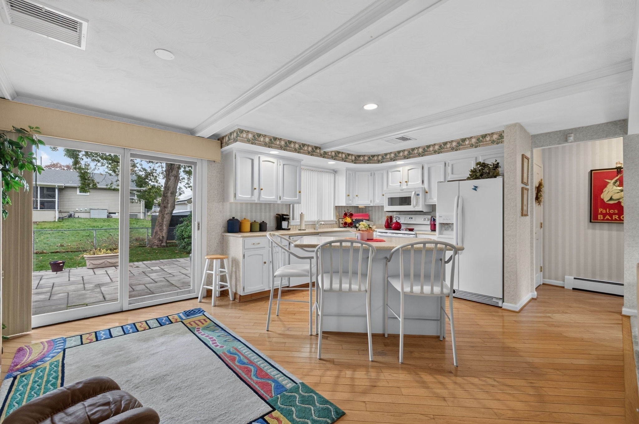 208 Frost St, Fall River, MA Photo #7