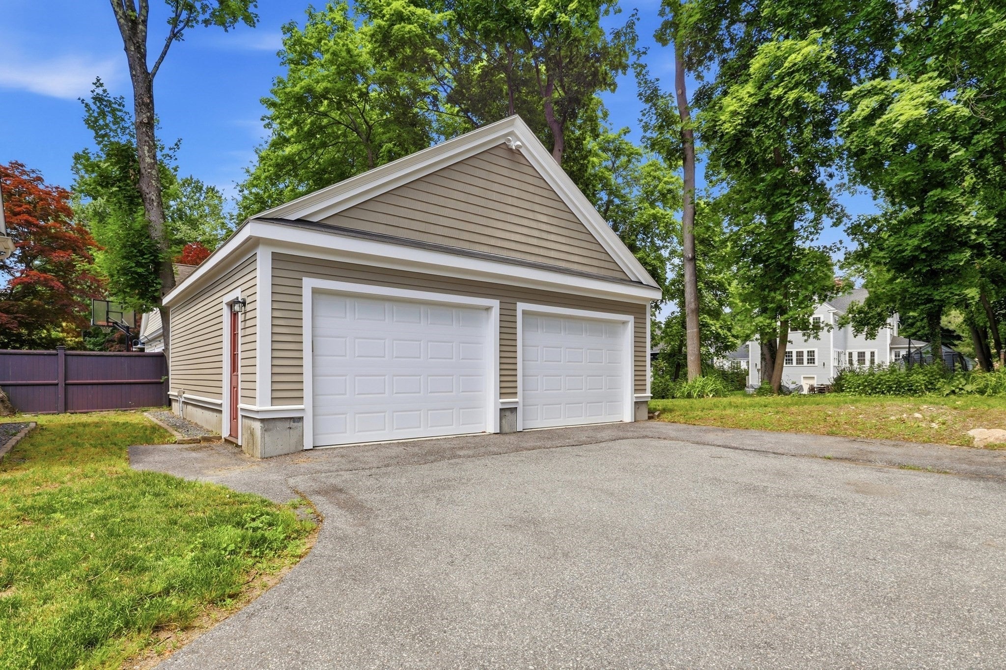 10 Wolcott Ave, Andover, MA Photo #36