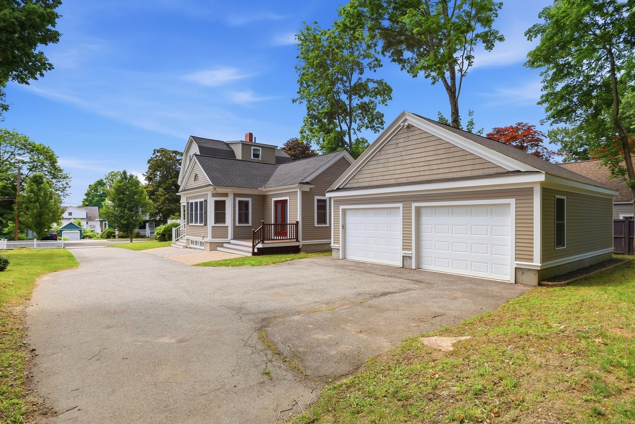 10 Wolcott Ave, Andover, MA Photo #37