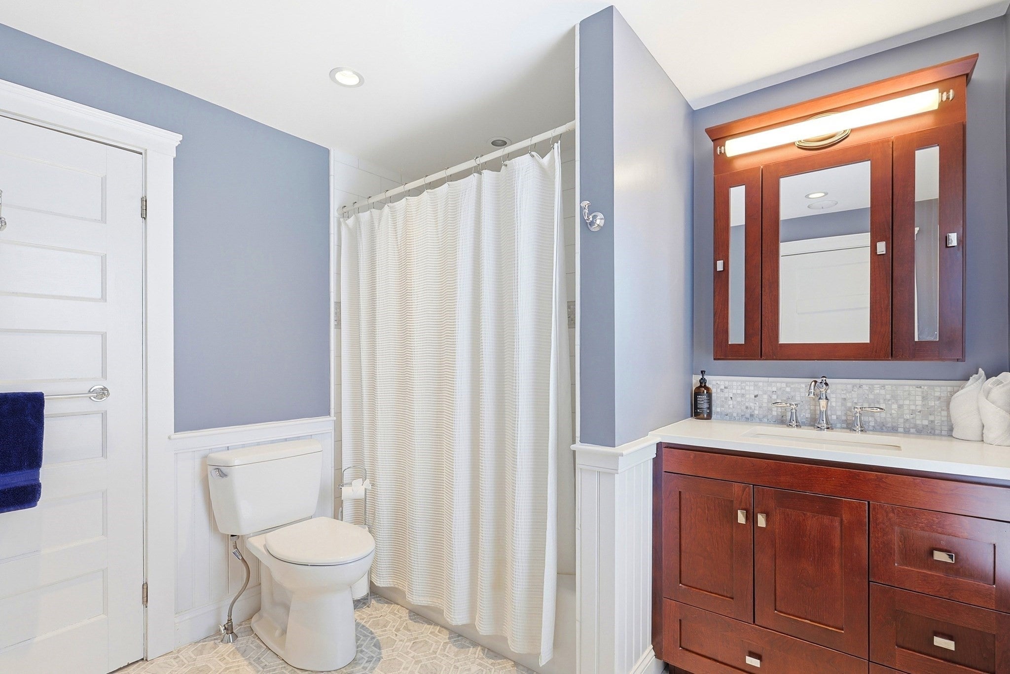 10 Wolcott Ave, Andover, MA Photo #22