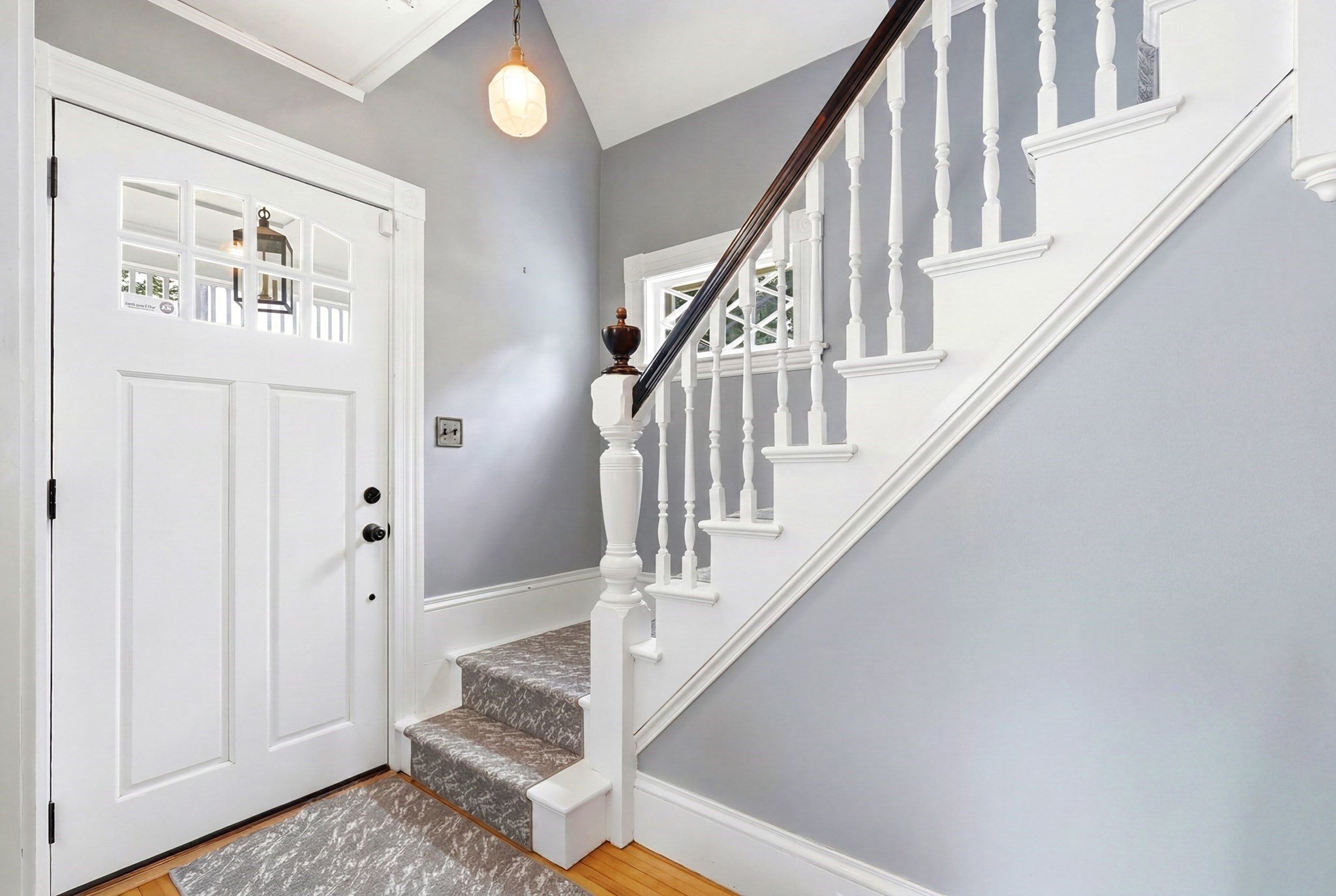 10 Wolcott Ave, Andover, MA Photo #17