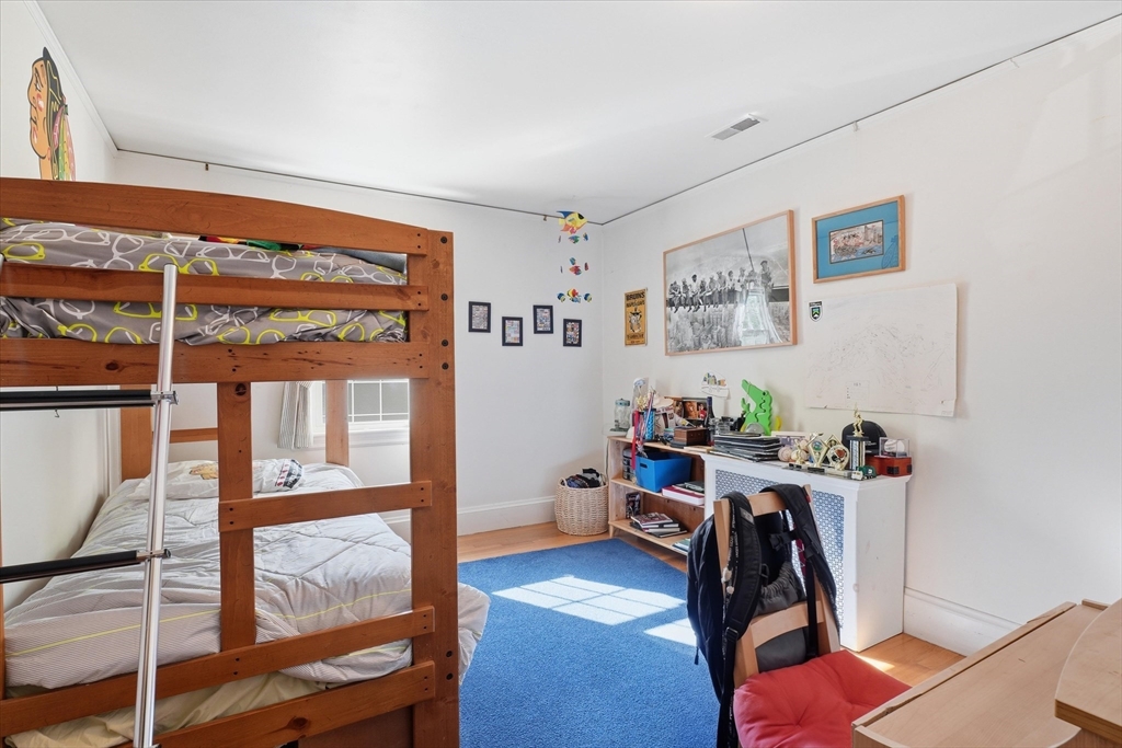 349 Auburndale Ave, Newton, MA Photo #16