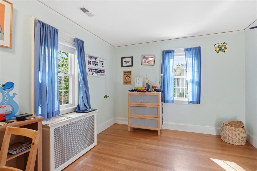 349 Auburndale Ave, Newton, MA Photo #17