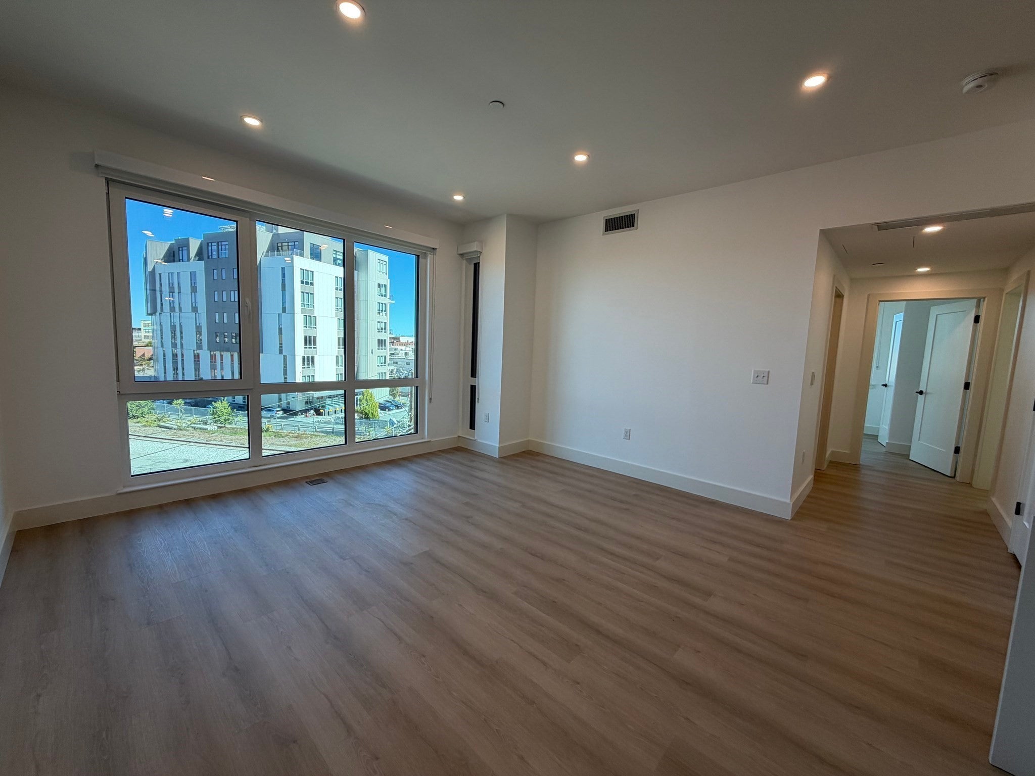 20 Medford St #402, Somerville, MA, 20 Medford St #402, Somerville, MA Photo #4