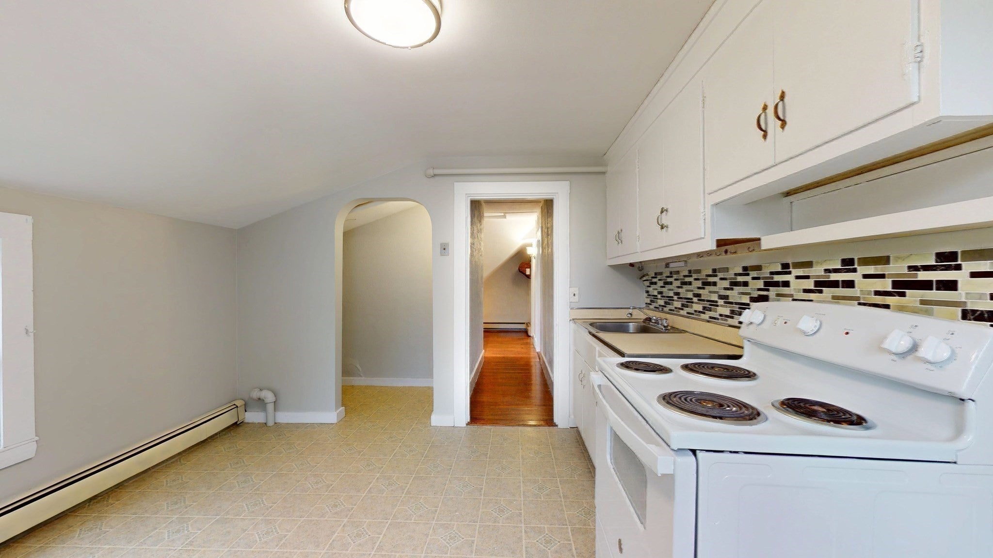 142 Dale St, Waltham, MA, 142 Dale St, Waltham, MA Photo #22