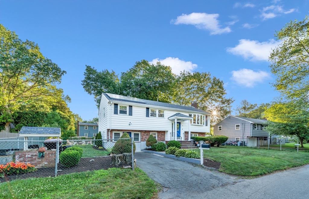 281 Falconer Ave