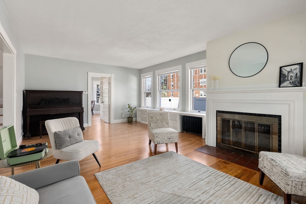30 Firglade Ave, Springfield, MA Photo #13