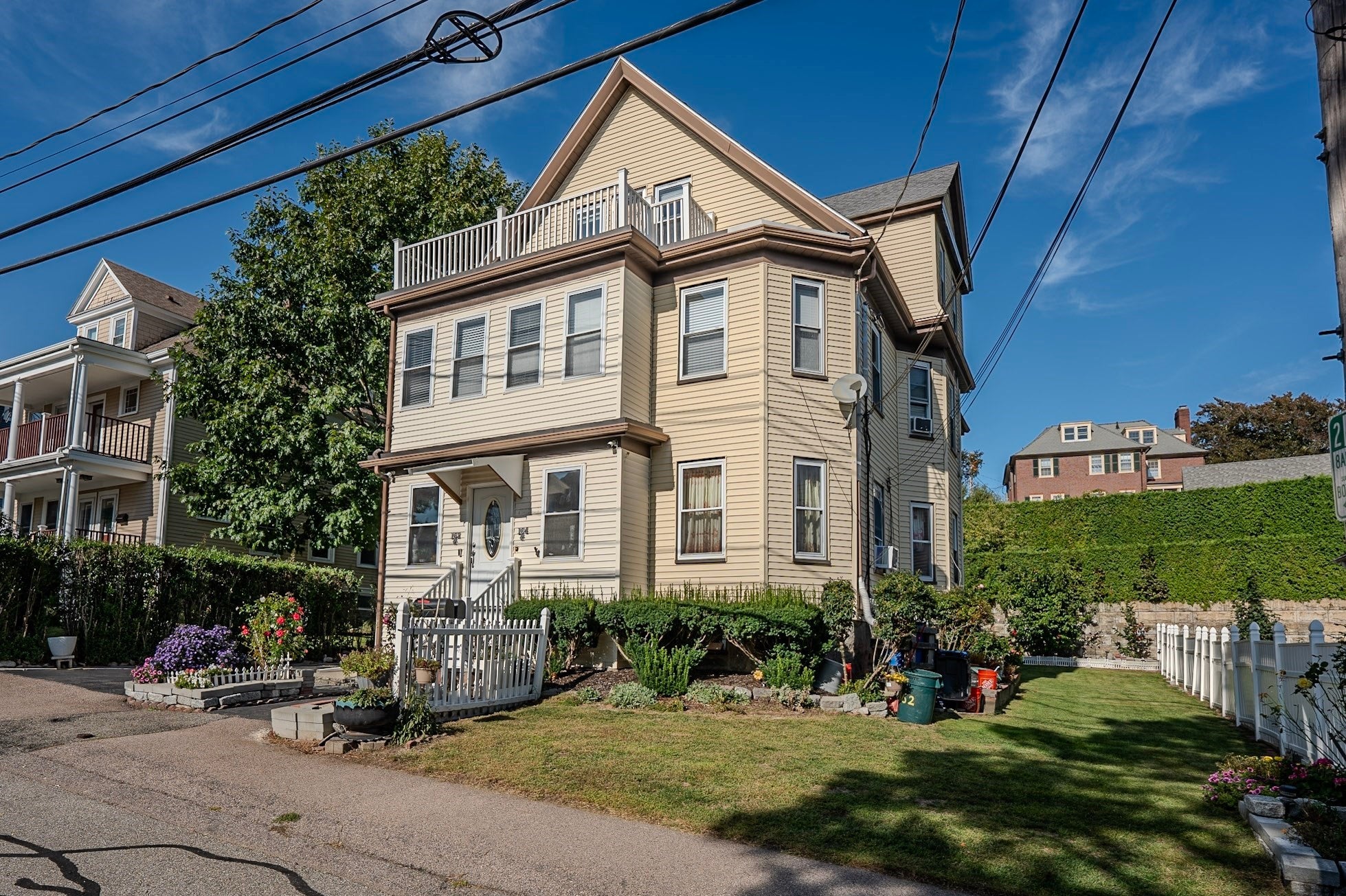 Photo of 162-164 Glendale Rd, Quincy, MA