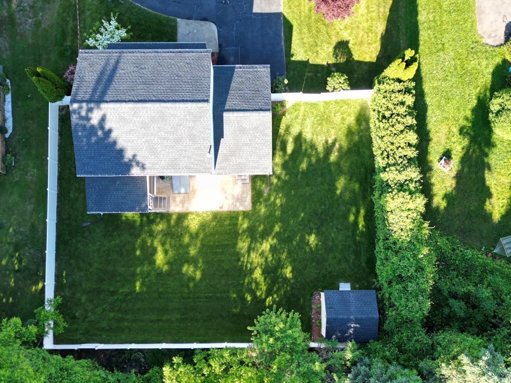 109 Vineland Ave