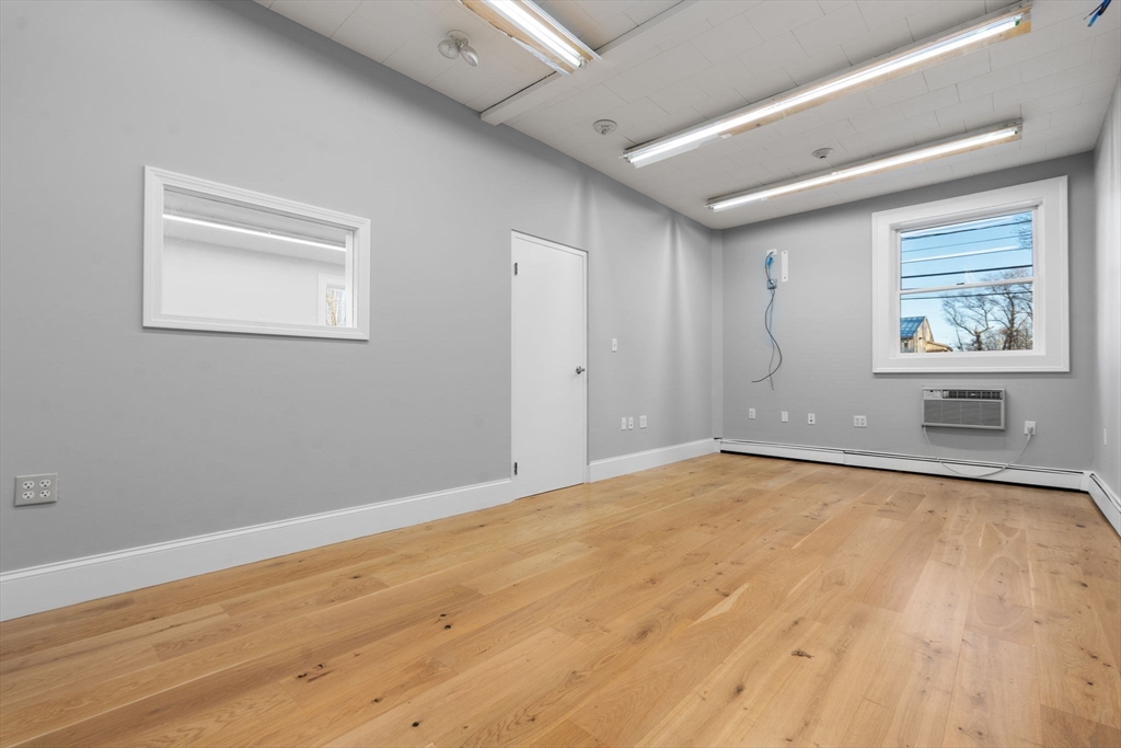 11 Adams St