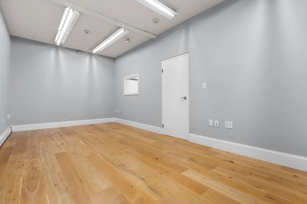 11 Adams St