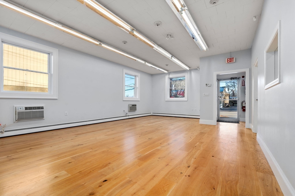 11 Adams St