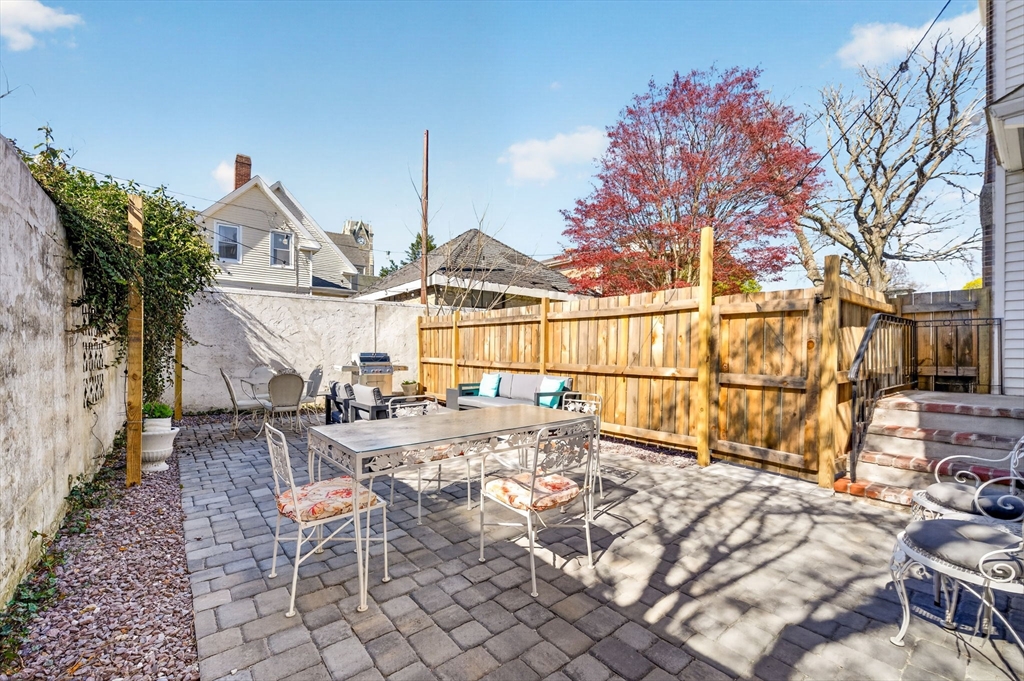 115 Mill St, New Bedford, MA Photo #26
