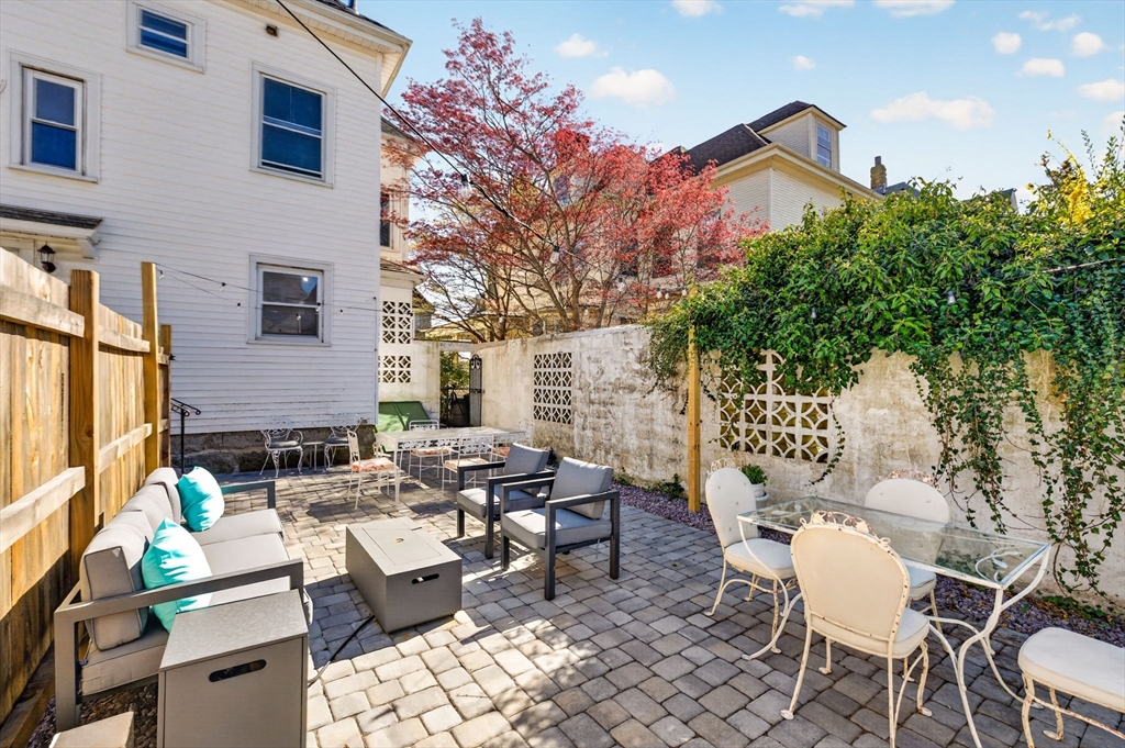 115 Mill St, New Bedford, MA Photo #27