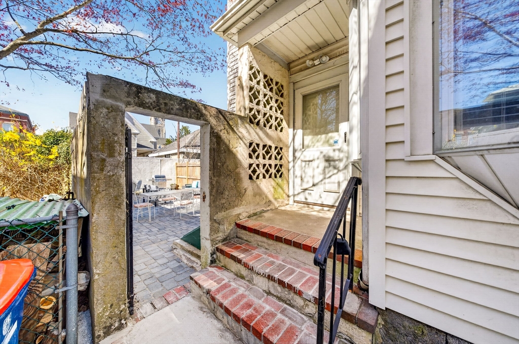 115 Mill St, New Bedford, MA Photo #30